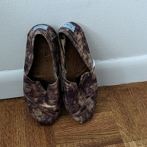 TOMS - Metalic Copper and Maroon Flats